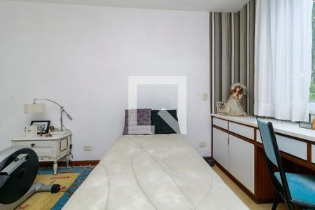 Apartamento à venda com 181m², 4 quartos e 2 vagasQuarto 2