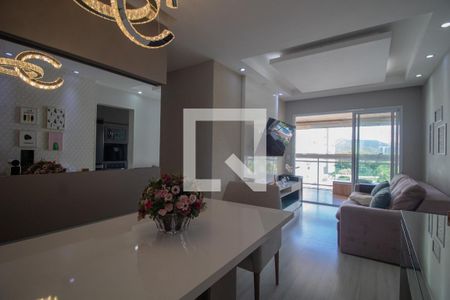 Sala de apartamento para alugar com 2 quartos, 82m² em Barra da Tijuca, Rio de Janeiro