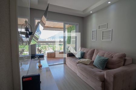 Sala de apartamento para alugar com 2 quartos, 82m² em Barra da Tijuca, Rio de Janeiro