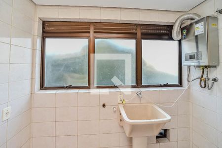 Apartamento à venda com 130m², 3 quartos e 1 vaga Apartamento à venda com 130m², 3 quartos e 1 vagaÁrea de Serviço