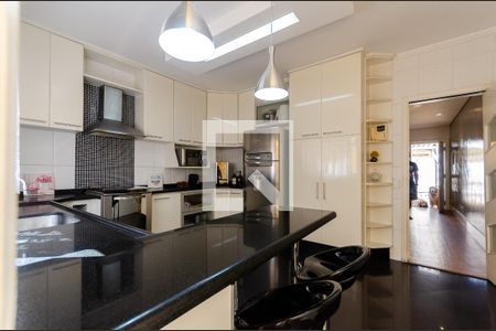 Casa à venda com 120m², 2 quartos e 2 vagas Casa à venda com 120m², 2 quartos e 2 vagasCozinha