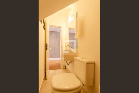 Casa à venda com 120m², 2 quartos e 2 vagas Casa à venda com 120m², 2 quartos e 2 vagasLavabo