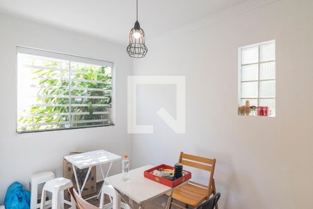 Casa à venda com 138m², 3 quartos e 1 vagaCopa