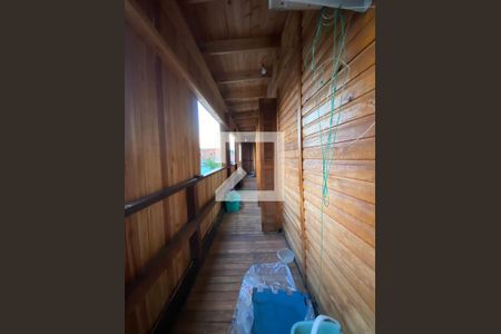 Casa à venda com 330m², 5 quartos e 4 vagas Casa à venda com 330m², 5 quartos e 4 vagasquarto casa 2