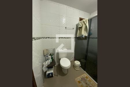 Casa à venda com 330m², 5 quartos e 4 vagas Casa à venda com 330m², 5 quartos e 4 vagasbanheiro