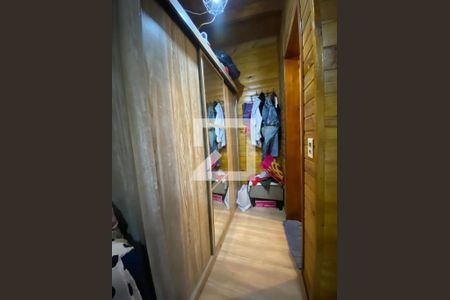 Casa à venda com 330m², 5 quartos e 4 vagas Casa à venda com 330m², 5 quartos e 4 vagasquarto 1