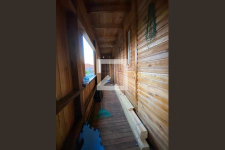 Casa à venda com 330m², 5 quartos e 4 vagas Casa à venda com 330m², 5 quartos e 4 vagasVista da Sacada