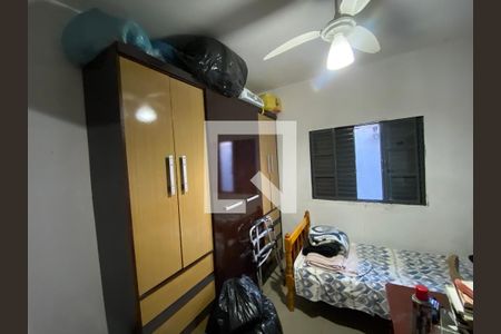 Casa à venda com 330m², 5 quartos e 4 vagas Casa à venda com 330m², 5 quartos e 4 vagasquarto 3