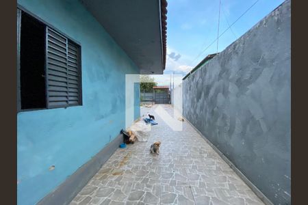 Casa à venda com 330m², 5 quartos e 4 vagas Casa à venda com 330m², 5 quartos e 4 vagasÁrea externa