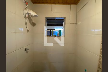 Casa à venda com 330m², 5 quartos e 4 vagas Casa à venda com 330m², 5 quartos e 4 vagasbanheiro suite quarto 1