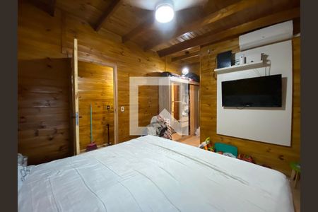 Casa à venda com 330m², 5 quartos e 4 vagas Casa à venda com 330m², 5 quartos e 4 vagasquarto casa 2