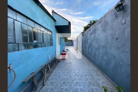 Casa à venda com 330m², 5 quartos e 4 vagas Casa à venda com 330m², 5 quartos e 4 vagasÁrea externa