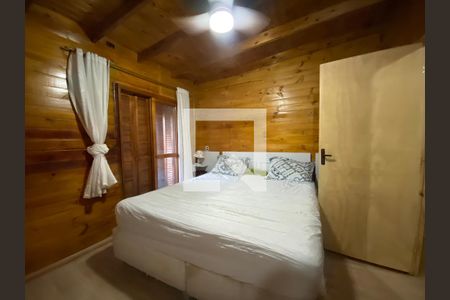 Casa à venda com 330m², 5 quartos e 4 vagas Casa à venda com 330m², 5 quartos e 4 vagasquarto casa 2