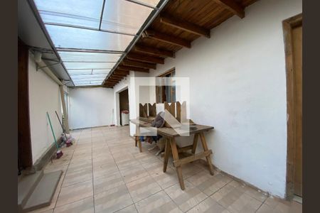 Casa à venda com 330m², 5 quartos e 4 vagas Casa à venda com 330m², 5 quartos e 4 vagasChurrasqueira
