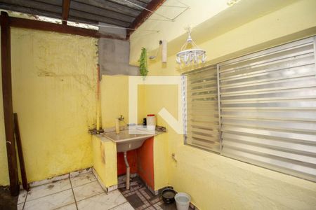 Casa à venda com 54m², 2 quartos e 1 vaga Casa à venda com 54m², 2 quartos e 1 vagaÁrea de Serviço