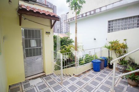 Casa à venda com 54m², 2 quartos e 1 vaga Casa à venda com 54m², 2 quartos e 1 vagaQuintal