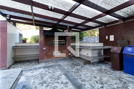 Casa à venda com 331m², 4 quartos e 4 vagasÁrea comum - Churrasqueira