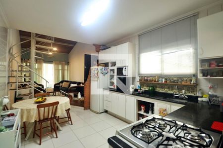 Casa à venda com 275m², 2 quartos e 3 vagasCozinha