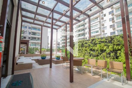 Apartamento para alugar com 110m², 2 quartos e 1 vagaÁrea comum - Salão de festas