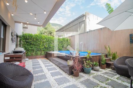 Apartamento para alugar com 110m², 2 quartos e 1 vagaQuintal