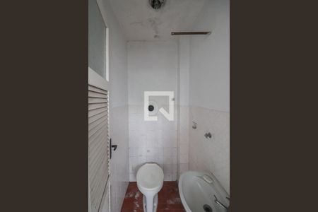 Apartamento à venda com 71m², 1 quarto e sem vaga Apartamento à venda com 71m², 1 quarto e sem vagaBanheiro de Serviço