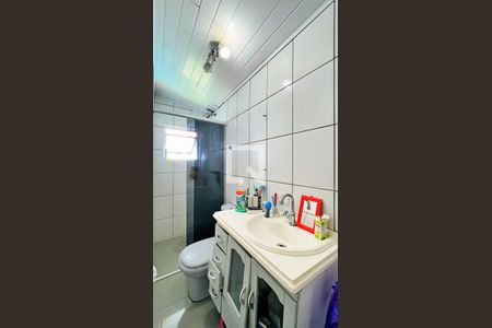 Casa à venda com 300m², 6 quartos e 5 vagas Casa à venda com 300m², 6 quartos e 5 vagasBanheiro da Suíte 4