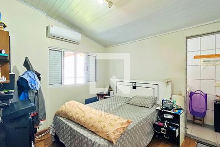 Casa à venda com 300m², 6 quartos e 5 vagas Casa à venda com 300m², 6 quartos e 5 vagasSuíte 4