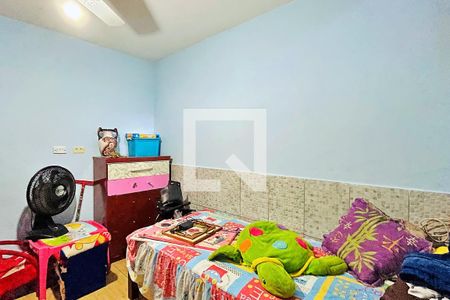 Casa à venda com 300m², 6 quartos e 5 vagas Casa à venda com 300m², 6 quartos e 5 vagasQuarto 1