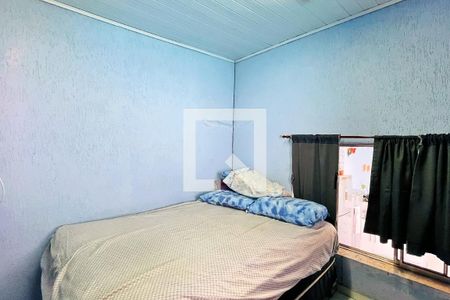 Casa à venda com 300m², 6 quartos e 5 vagas Casa à venda com 300m², 6 quartos e 5 vagasQuarto 2