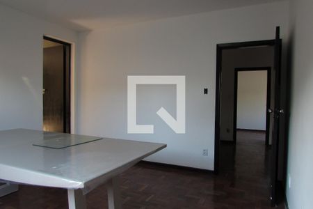 Casa à venda com 512m², 6 quartos e 4 vagasSuíte 1