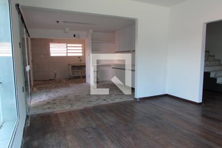 Casa à venda com 512m², 6 quartos e 4 vagasSala de Jantar