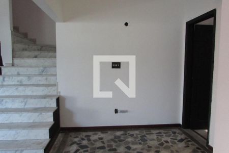 Casa à venda com 512m², 6 quartos e 4 vagasSala