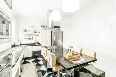 Casa à venda com 143m², 3 quartos e 3 vagas Casa à venda com 143m², 3 quartos e 3 vagasCozinha