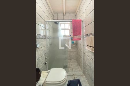 Casa à venda com 310m², 4 quartos e 5 vagas Casa à venda com 310m², 4 quartos e 5 vagasBanheiro da Suíte