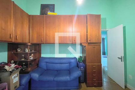 Casa à venda com 310m², 4 quartos e 5 vagas Casa à venda com 310m², 4 quartos e 5 vagasQuarto 3