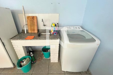 Casa à venda com 310m², 4 quartos e 5 vagas Casa à venda com 310m², 4 quartos e 5 vagasÁrea de Serviço