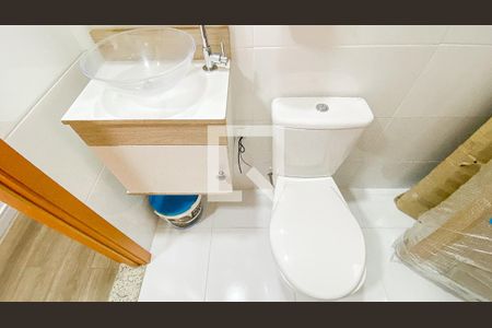 Apartamento à venda com 62m², 2 quartos e 1 vaga Apartamento à venda com 62m², 2 quartos e 1 vagaBanheiro