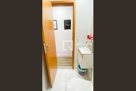 Apartamento à venda com 62m², 2 quartos e 1 vaga Apartamento à venda com 62m², 2 quartos e 1 vagaBanheiro