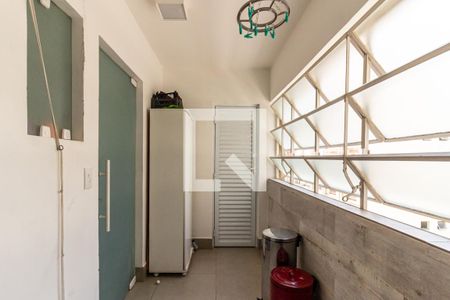 Apartamento à venda com 123m², 2 quartos e 1 vaga Apartamento à venda com 123m², 2 quartos e 1 vagaÁrea de Serviço