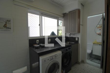 Apartamento à venda com 233m², 3 quartos e 3 vagasLavanderia