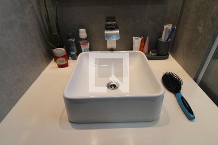 Apartamento à venda com 233m², 3 quartos e 3 vagasPia banheiro da suíte 3