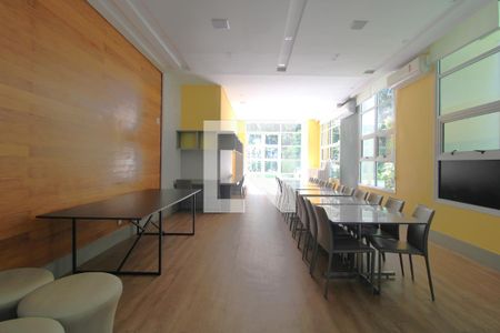 Apartamento à venda com 233m², 3 quartos e 3 vagasSalão de festas