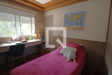 Apartamento à venda com 233m², 3 quartos e 3 vagasSuíte 2