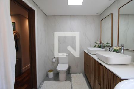 Apartamento à venda com 233m², 3 quartos e 3 vagasBanheiro da suíte 1