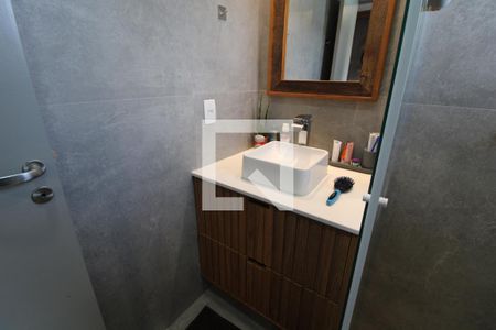 Apartamento à venda com 233m², 3 quartos e 3 vagasBanheiro da suíte 3