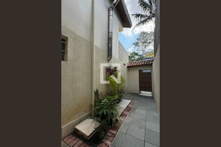 Casa à venda com 180m², 3 quartos e 1 vagaCorredor