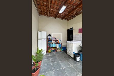 Casa à venda com 180m², 3 quartos e 1 vagaÁrea de Serviço