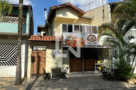 Casa à venda com 180m², 3 quartos e 1 vagaFachada