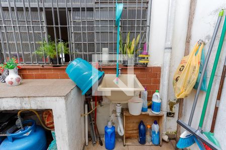 Casa à venda com 290m², 3 quartos e 2 vagas Casa à venda com 290m², 3 quartos e 2 vagasQuintal e Área de Serviço