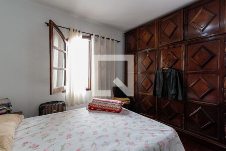 Casa à venda com 290m², 3 quartos e 2 vagas Casa à venda com 290m², 3 quartos e 2 vagasQuarto 3